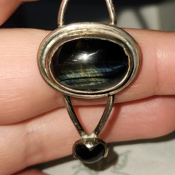 Vintage Native American Black/Blue Tigers Eye and Onyx Cuff Bracelet - Picture 11 of 12